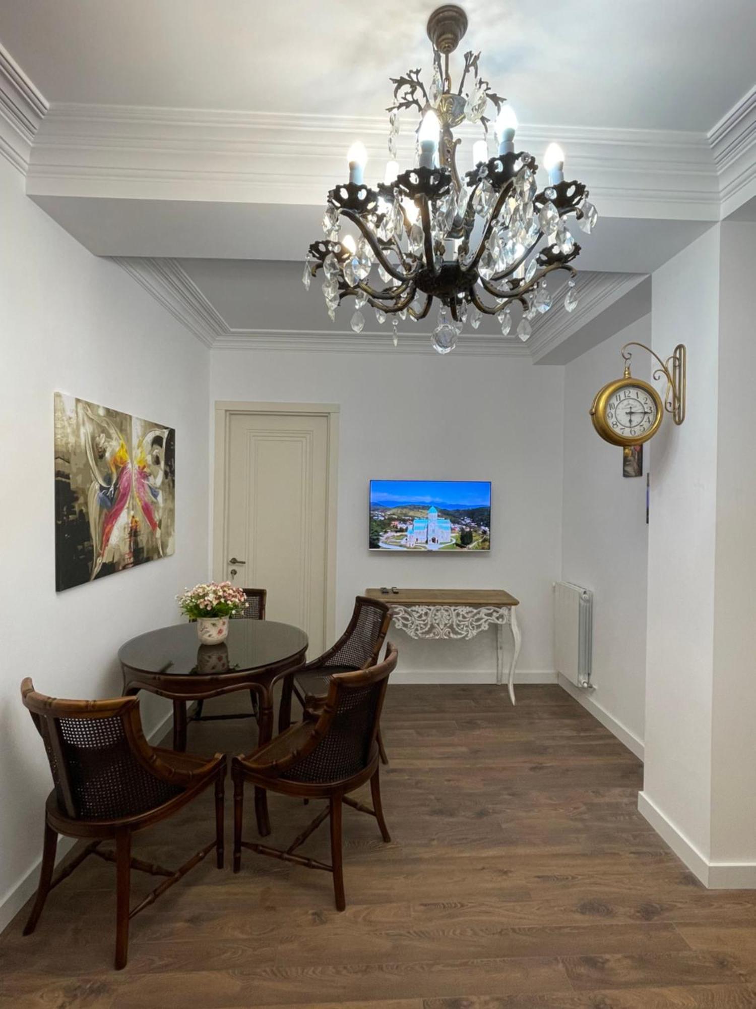 Picasso Apartment Kutaisi Zewnętrze zdjęcie